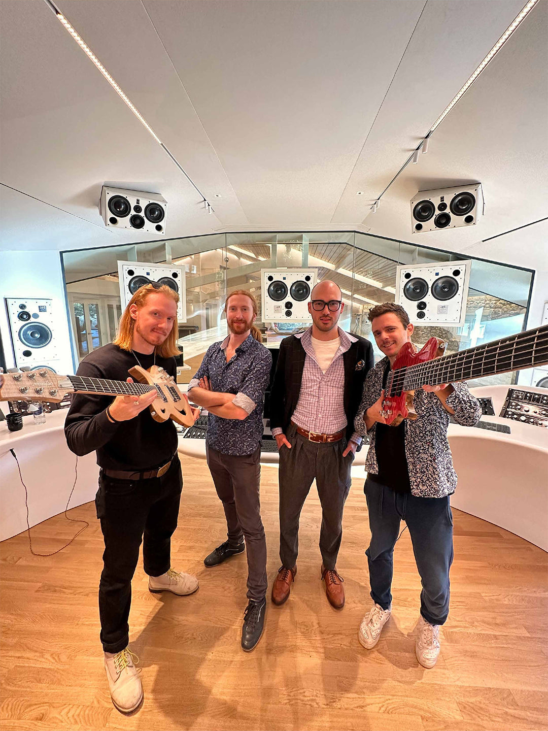 Partenariat entre Miraval Studios et De Leeuw Guitars