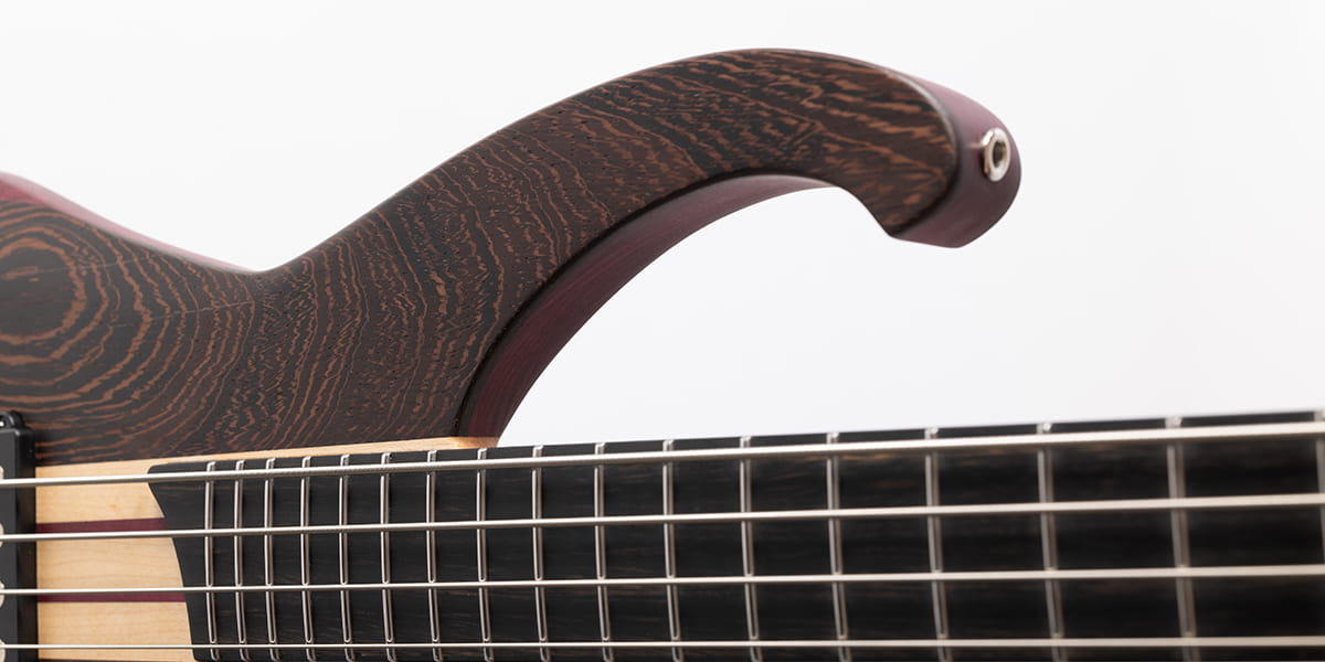BASSE MB - DE LEEUW GUITARS