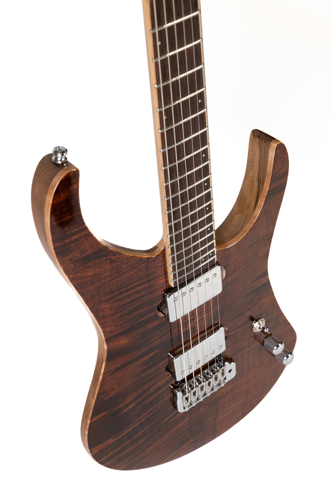 MS6_Guitar_Tremolo_Dark_Chocolate_Front_Close_Up_2_De_Leeuw_Guitars_Paris_Made_in_France_Luthier_Guitar_Maker_France_Neck_Through_Manche_Traversant