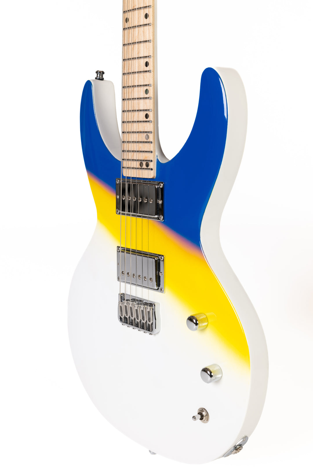 MV_Guitar_Close_Up_Side_3_Custom_Shop_Artist_Johan_Papaconstantino_De_Leeuw_Guitars_Paris_Made_in_France_Luthier_Guitar_Maker_France_Neck_Through_Manche_Traversant