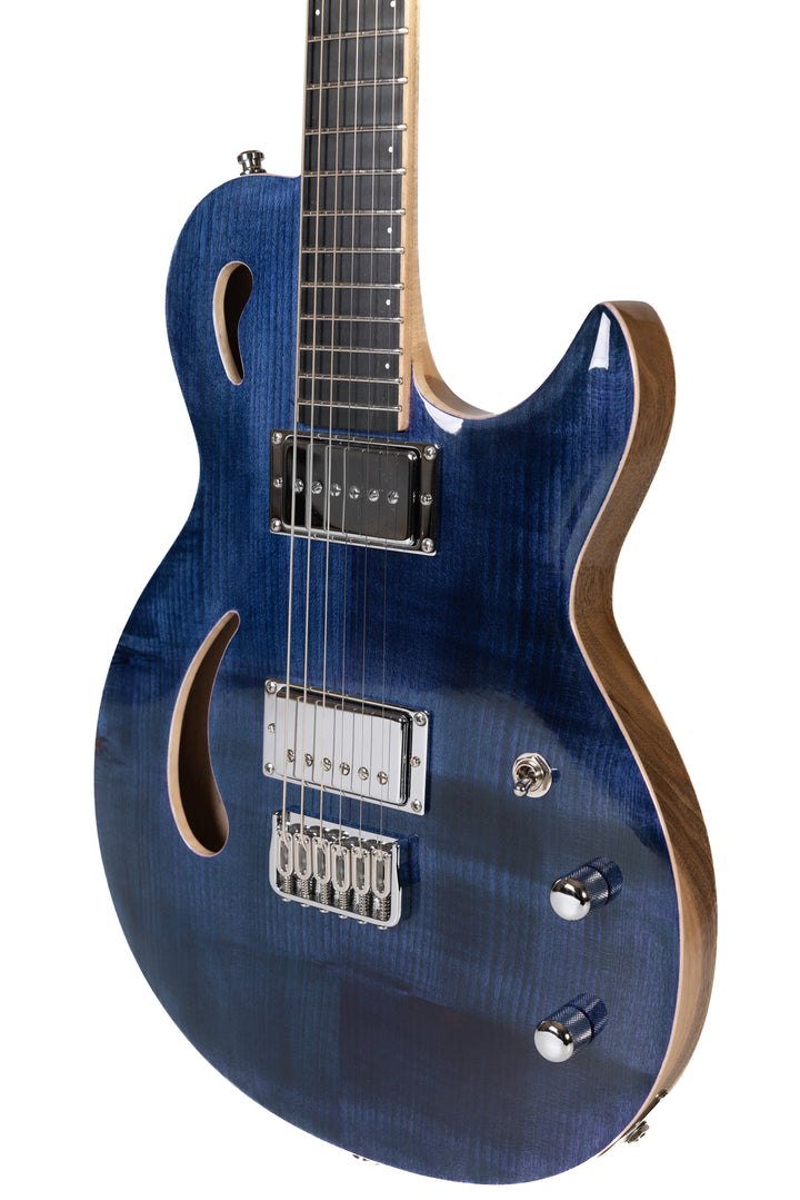 Nina_Guitar_Deep_Blue_Glossy_Varnish_Close_up_side_1_De_Leeuw_Guitars_Paris_Made_in_France_Luthier_Guitar_Maker_France_Neck_Through_Manche_Traversant