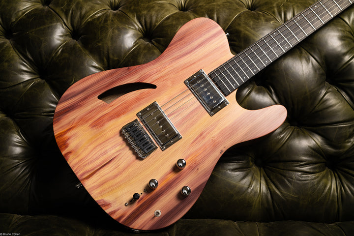 TC_AIR_Fire_01_Front_close_up_De_Leeuw_Guitars_Paris_Made_in_France_Luthier_Guitar_Maker_France_Neck_Through_Manche_Traversant